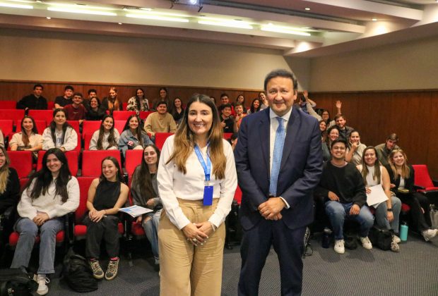 Colegio de Cirujanas y Cirujanos Dentistas de Chile visitó Universidad del Desarrollo UDD