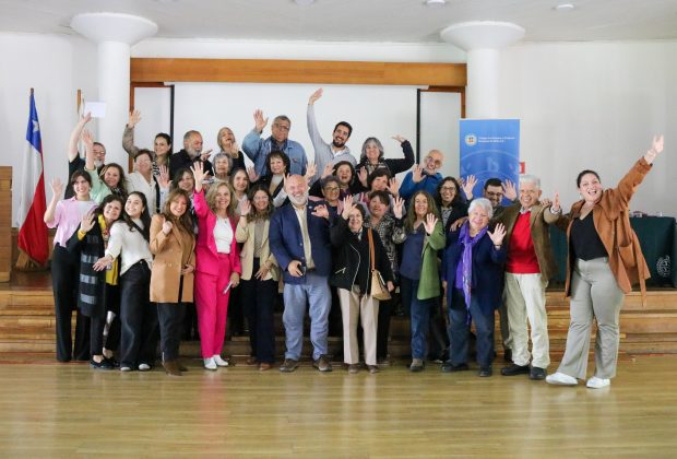 Jornada Puertas Abiertas “Campaña 80/20 Chile” reúne a expertos y autoridades en salud bucal y envejecimiento saludable