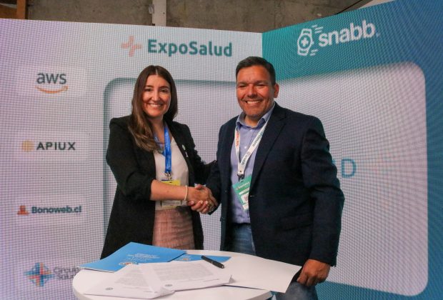 Colegio firma alianza con Snabb y Bonoweb