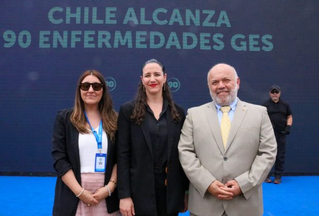 GES 90: Colegio estuvo presente en anunció del Ministerio de Salud