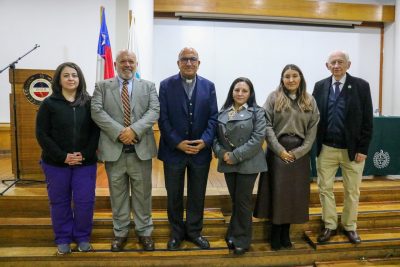 Cardenal Chomali visitó Colegio de Cirujanas y Cirujanos Dentistas de Chile